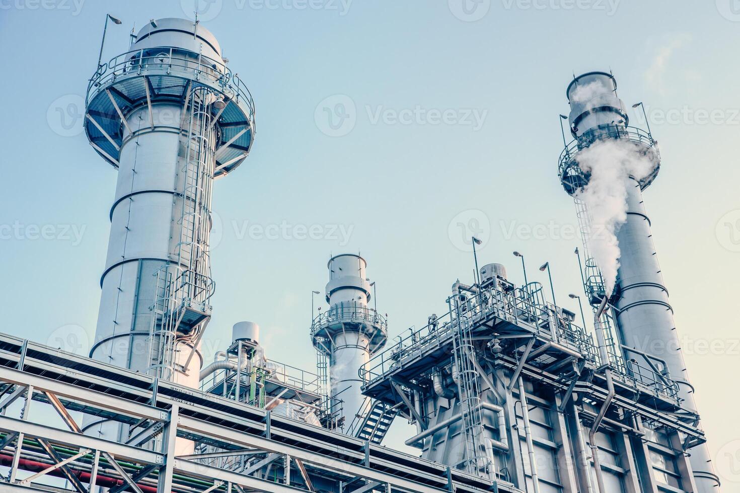 Hulu Dan Hilir Minyak dan Gas Bumi